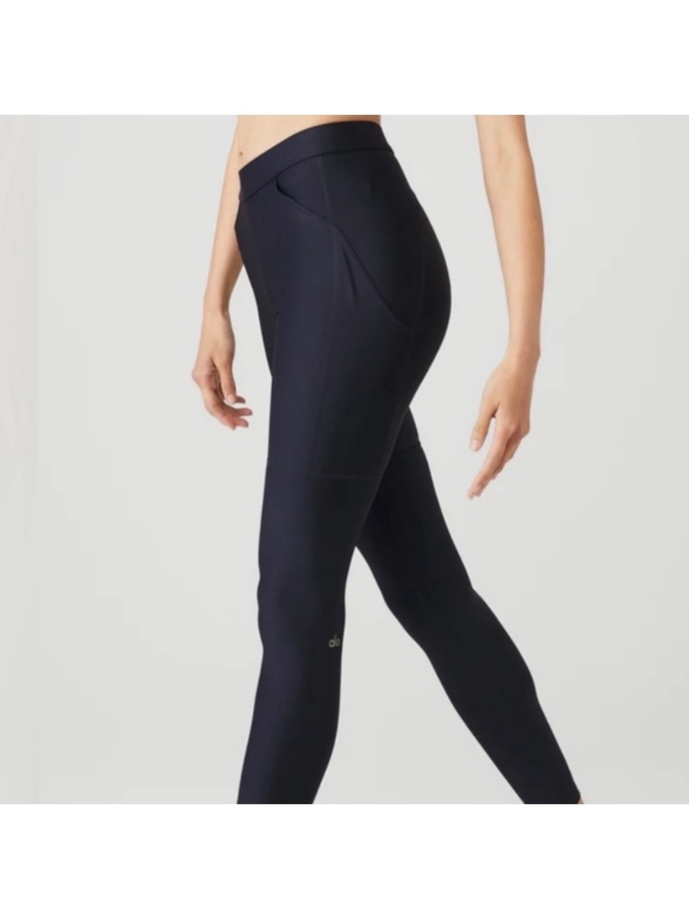 ALO Yoga High-Rise Pocket Leggings - Black